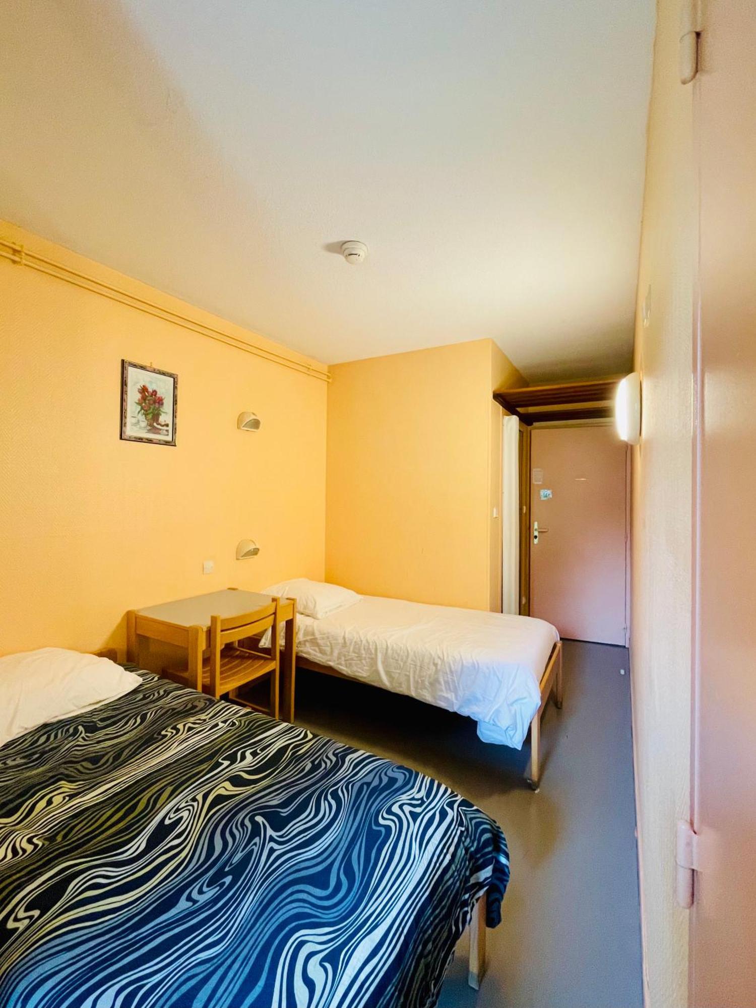 La Baleine Blanche - Chambres Campan Bagian luar foto